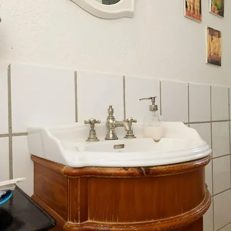 Padma, Agkeria Paros * Angairia