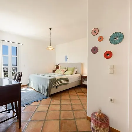 Padma, Agkeria Paros * Angairiá