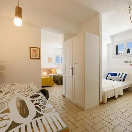 Padma, Agkeria Paros Angairiá