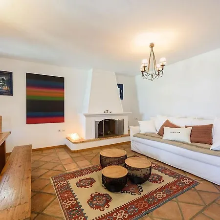 Padma, Agkeria Paros 度假居 *