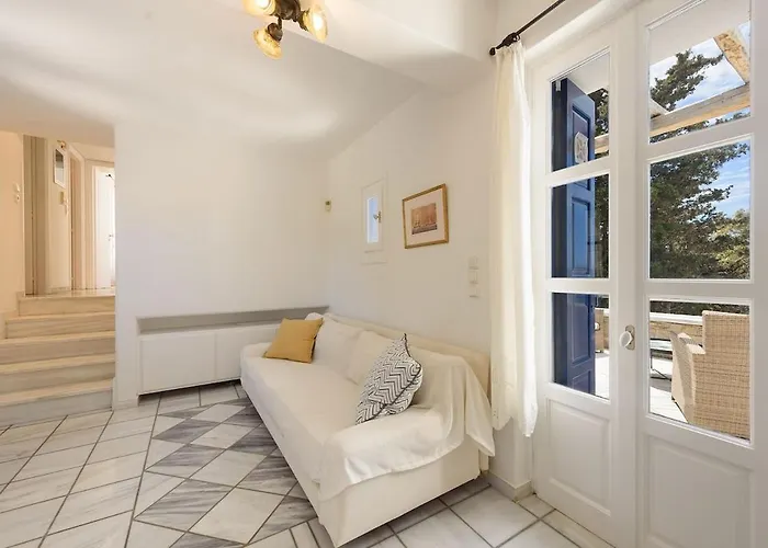 Padma, Agkeria Paros Tatil Evi *