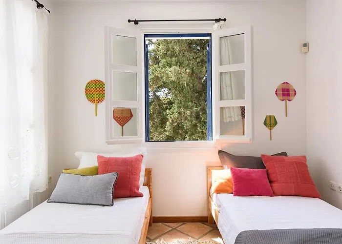 Tatil Evi Padma, Agkeria Paros Angairiá