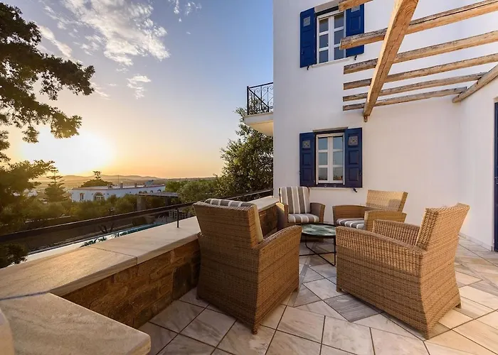 Padma, Agkeria Paros Tatil Evi *