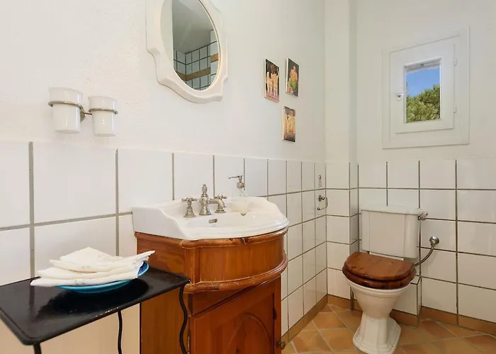 Tatil Evi Padma, Agkeria Paros